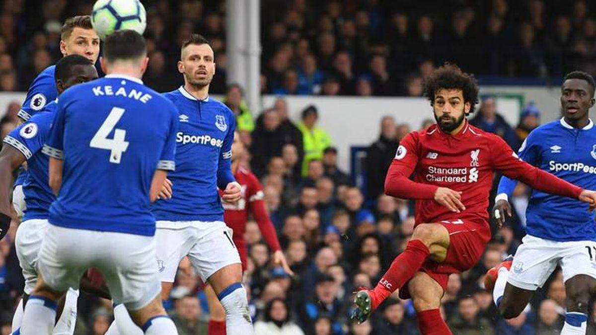 Tüm formaları satacaklar! Premier Lig'in iki dev kulübü, depremzedeler için birleşti