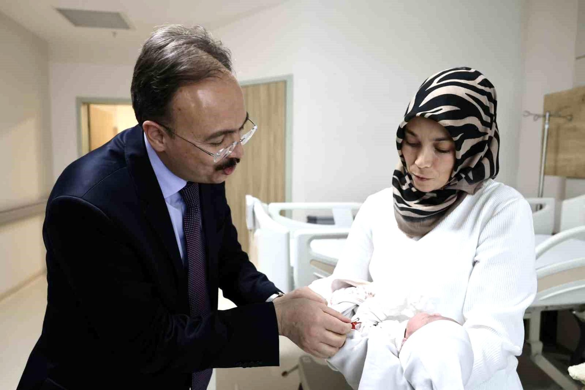 Afetzedenin bebeği Bilecik\'te dünyaya geldi