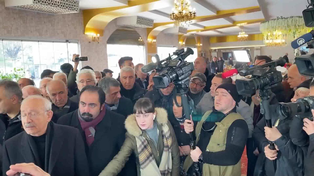 Antalya Büyükşehir Belediye Başkanı Böcek, İkinci Kez Deprem Bölgesinde