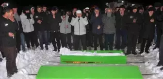 Baba ve oğul araba alma hayaliyle gittikleri Hatay'da enkaz altında kalarak hayatlarını kaybettiler