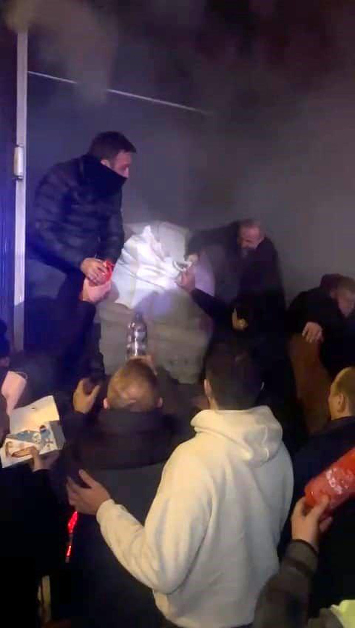 Bolu'dan Kahramanmaraş'a giden yardım tırı alev aldı