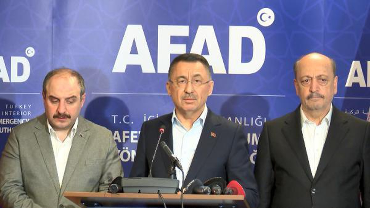 CUMHURBAŞKANI YARDIMCISI OKTAY: 1 MİLYON 50 BİN CİVARINDA VATANDAŞIMIZI GEÇİCİ BARINMA MERKEZLERİNDE BARINDIRIYORUZ