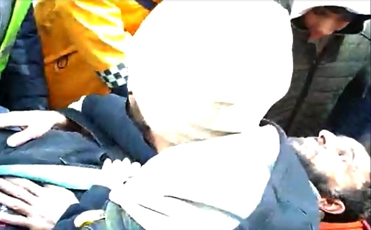 Hatay\'da Yalova ekipleri 1 kişiyi daha enkazdan sağ çıkarıldı