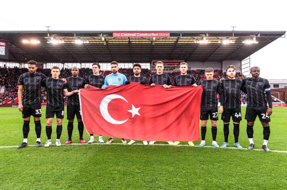 Avrupa\'daki kulüplerden Türkiye\'ye destek