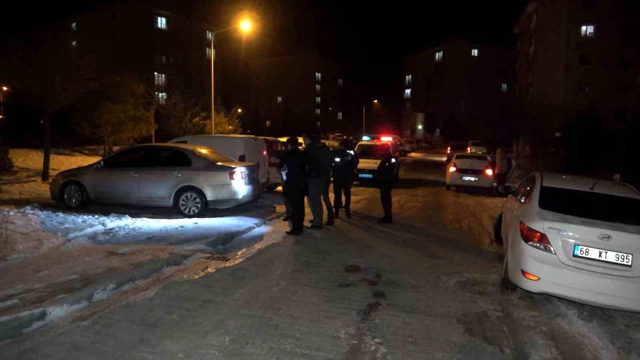 Fotoğraf krizi cinayetle bitti! Gözü dönen baba, kızının erkek arkadaşını öldürdü Fotoğraf krizi cinayetle bitti! Gözü dönen baba, kızının erkek arkadaşını öldürdü