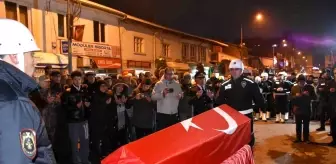 Depremlerde hayatını kaybeden 13 kişinin cenazesi Kırşehir, Sivas ve Niğde'de defnedildi