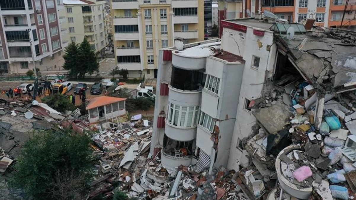 Son Dakika! Depremde hayatını kaybedenlerin sayısı 22 bin 327\'yeyükseldi