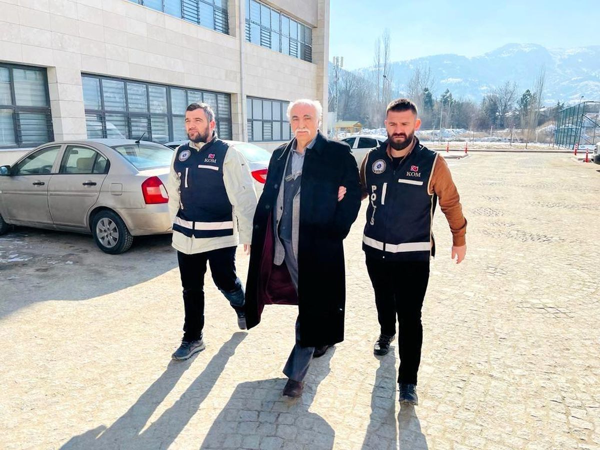 14 kişinin öldüğü Pamukoğlu Sitesi'nin inşat mühendisi Afyonkarahisar'da yakalandı