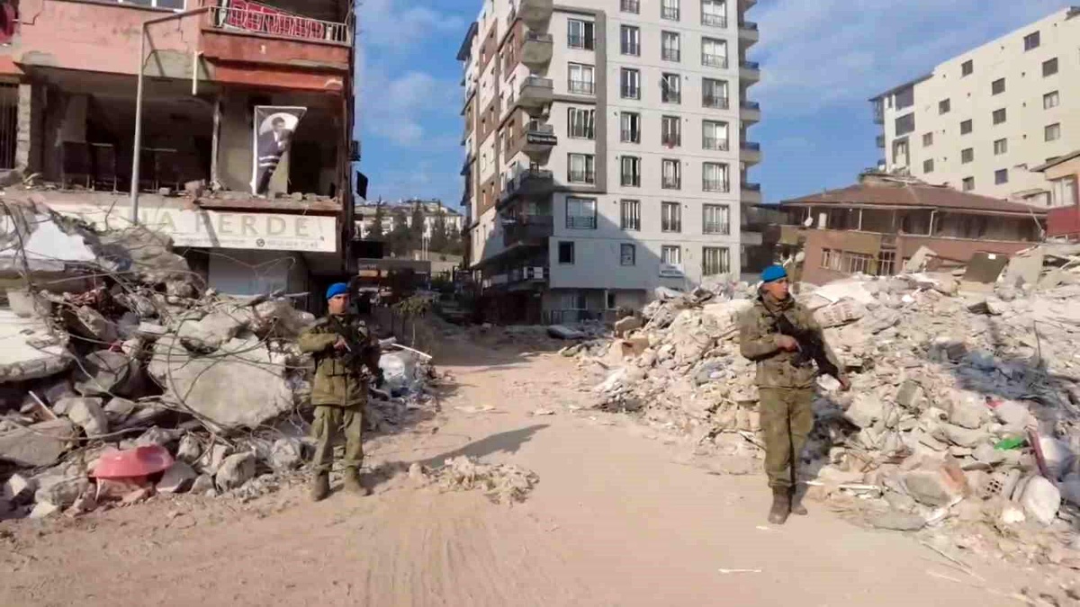 4\'üncü Komando Tugayı Hatay\'da asayişi sağlıyor