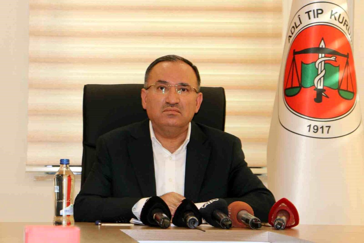 Bakan Bozdağ\'dan Adli Tıp Kurumu Diyarbakır Grup Başkanlığı\'nda açıklamalar
