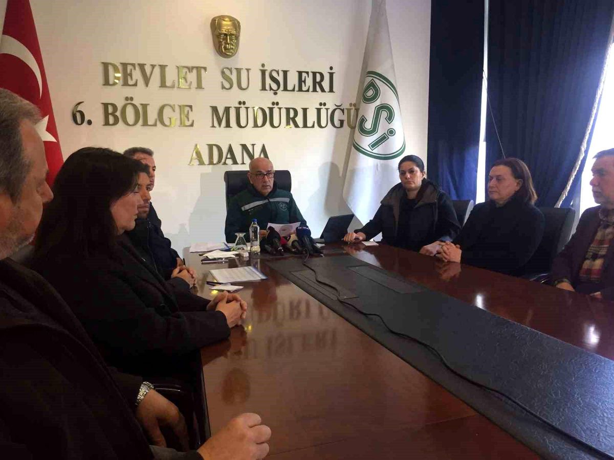 Bakan Vahit Kirişçi Adana\'da
