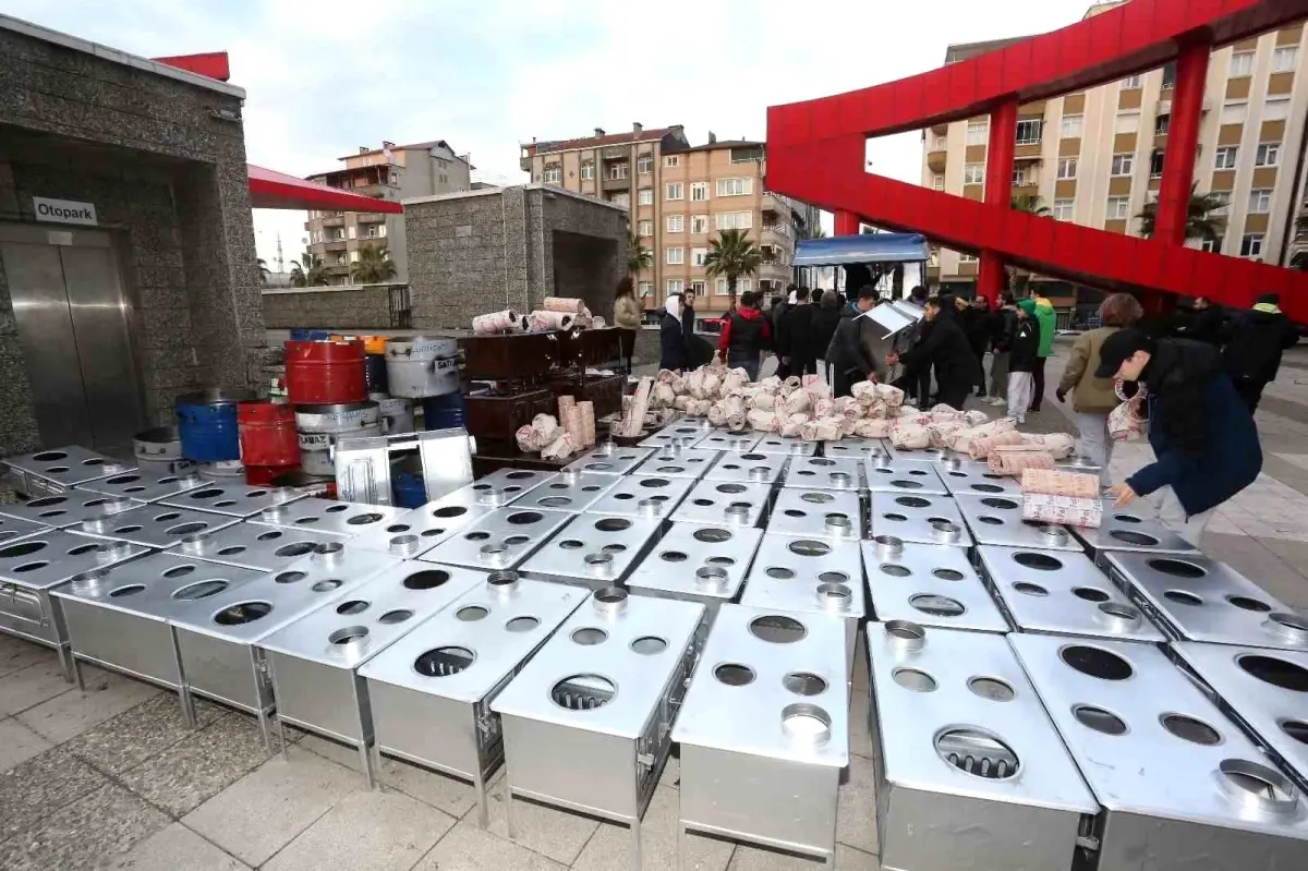 Başkan Sandıkçı: "Tüm imkanlarımızla deprem bölgesindeyiz"