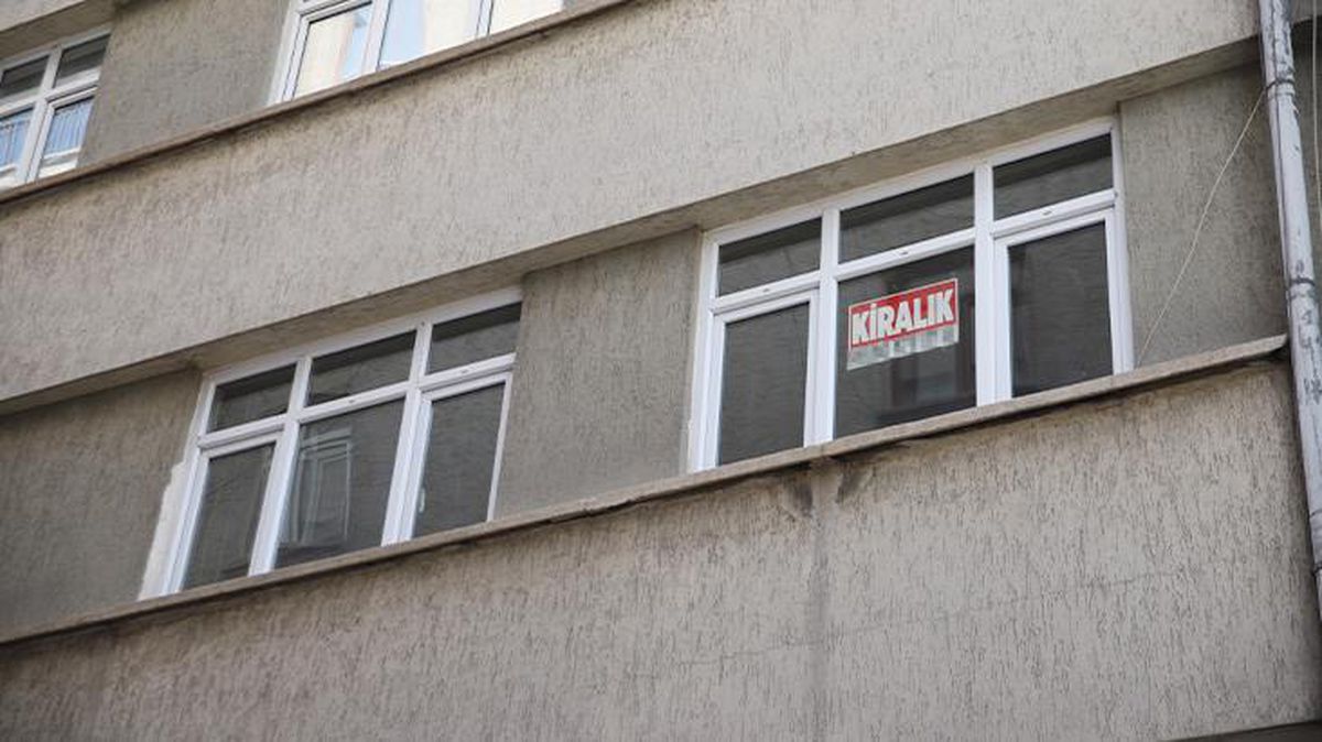 Fırsatçılar yine iş başında! Deprem sonrası Elazığ'da 800 liralık kiralar 4 bine çıktı