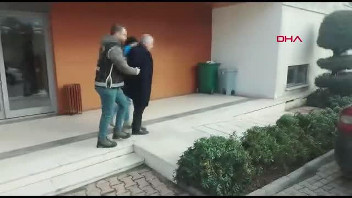 GAZİANTEP'TE 9 KİŞİNİN HAYATINI KAYBETTİĞİ APARTMANIN MÜTEAHHİDİ İSTANBUL'DA GÖZALTINA ALINDI -1