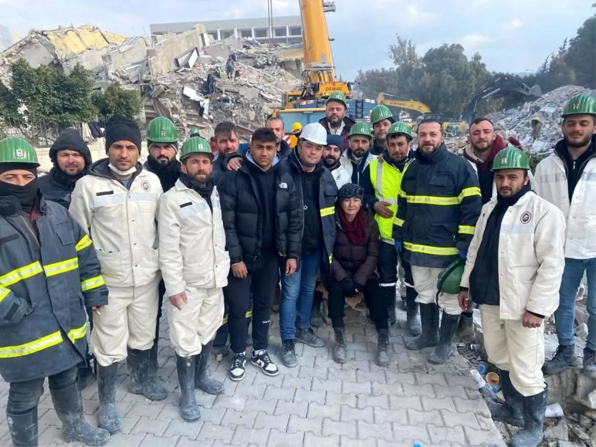 Kömürsporlu oyuncu acı haberi aldı, Hatay\'a koştu