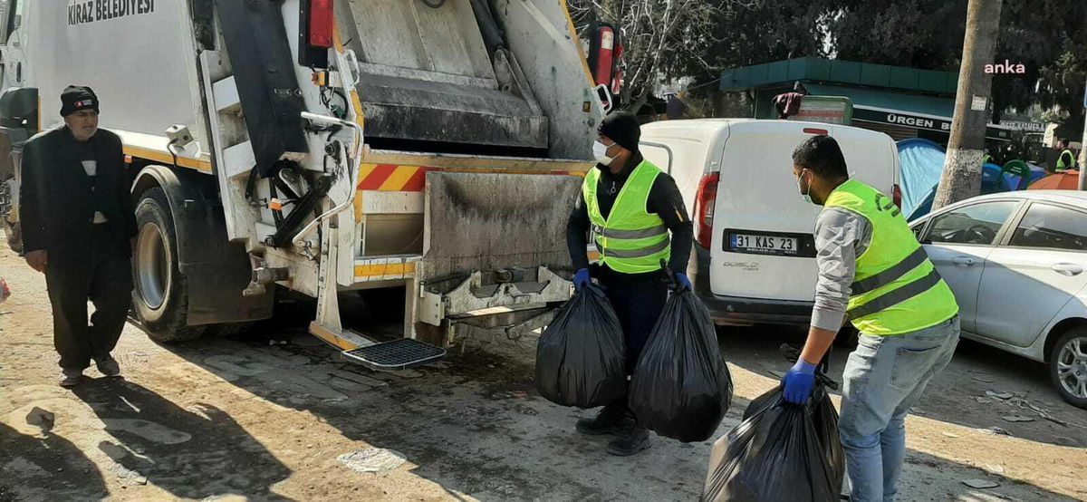 Marmaris Belediyesi Ekipleri, Afet Bölgesinde Temizlik Çalışmalarına Devam Ediyor