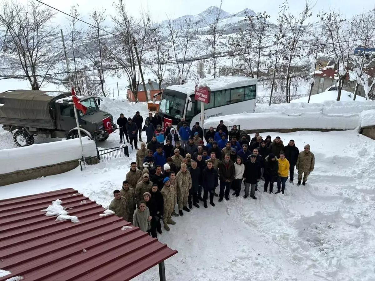 Nazımiye ilçesinde depremzedeler için örnek dayanışma