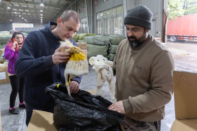 Shanghai'dan Türkiye'deki Depremzedeler İçin Yardım Seferberliği Shanghai'dan Türkiye'deki Depremzedeler İçin Yardım Seferberliği