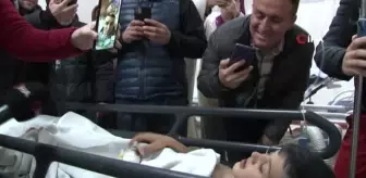 Enkazdan 156 saat sonra kurtulan Semih'in 'Muslera' hayali gerçek oldu