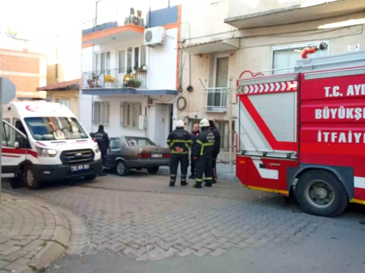 Evi yakmak istedi, itfaiye ekiplerini harekete geçirdi