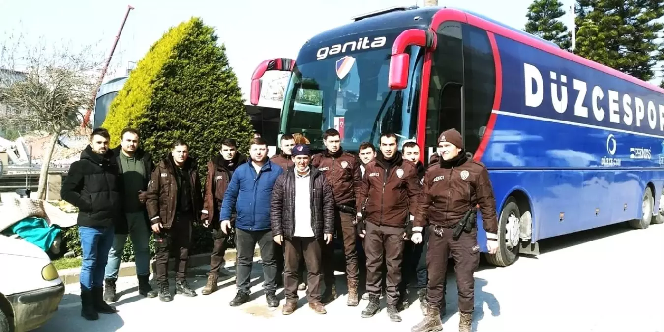 Hatay\'daki polisler Düzcespor otobüsünde kalacak