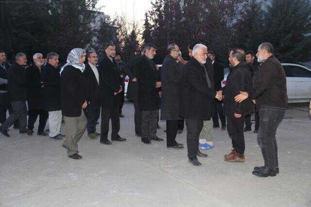 HÜDA PAR Genel Başkanı Yapıcıoğlu, Adıyaman'da taziye ziyaretlerinde bulundu