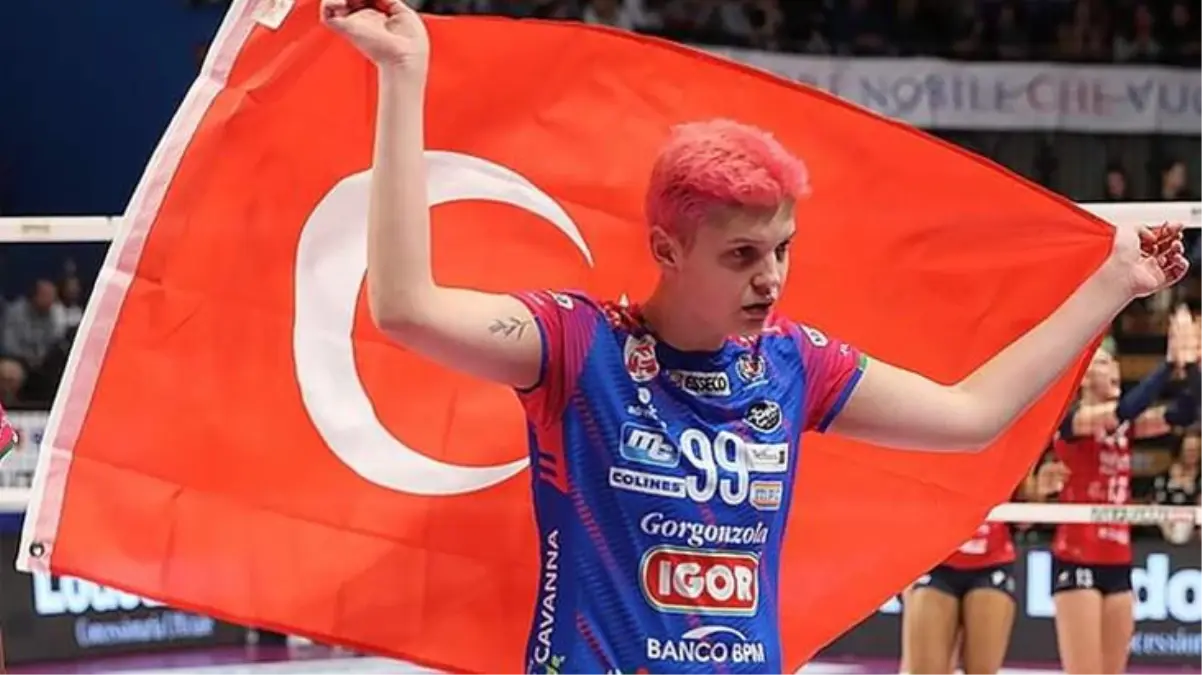 İtalyanlar yanımızda! Milli voleybolcu Ebrar\'ın takımı Novara\'dan depremzedelere destek