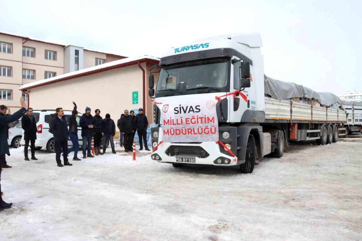 Sivas\'ta eğitim camiası seferber oldu