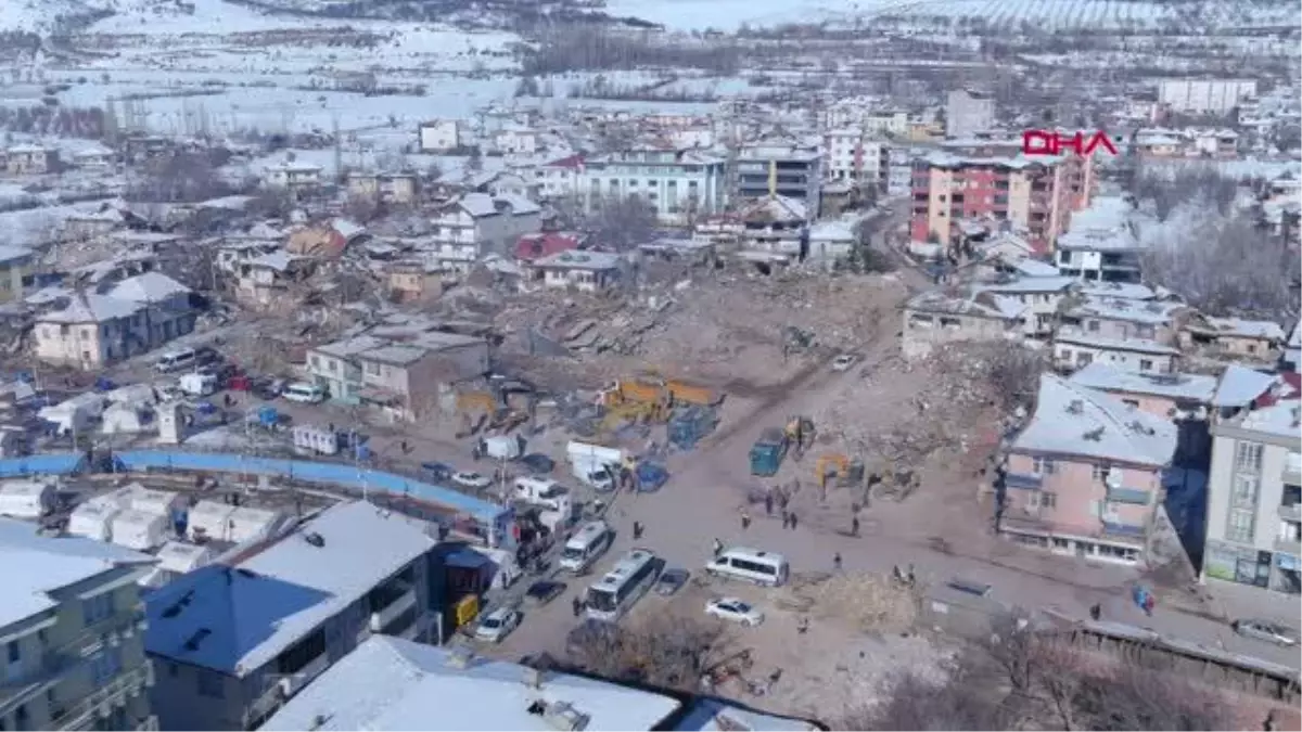 VİRANŞEHİR\'İN ADI DOĞANŞEHİR OLMUŞTU DEPREMLE VİRAN HALE GELDİ