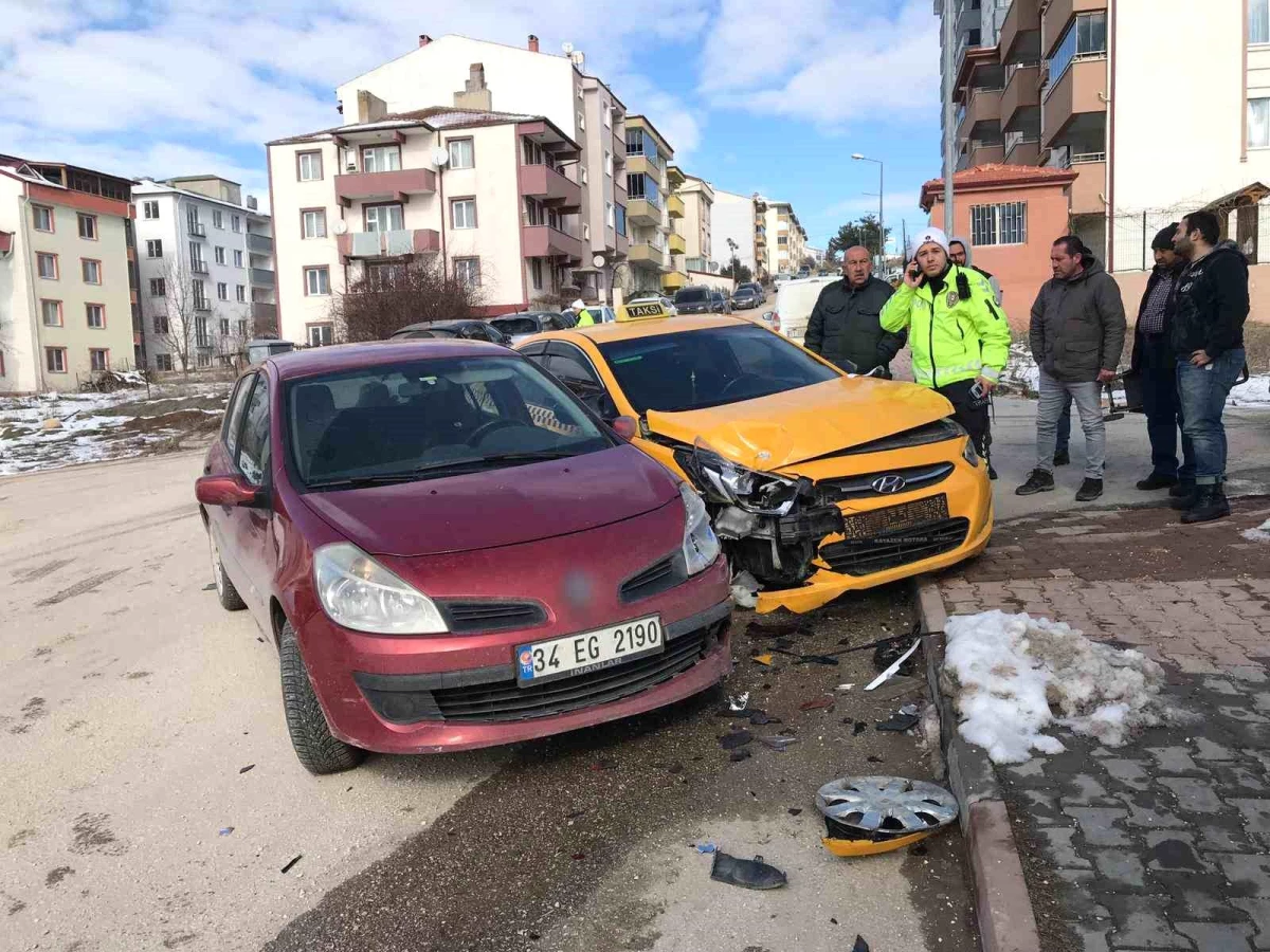 Bilecik\'te yaşanan trafik kazası ucuz atlatıldı