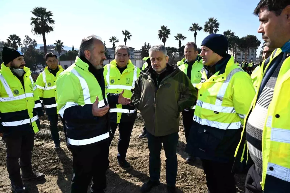 Bursa, Hatay\'da barınma için düğmeye bastı