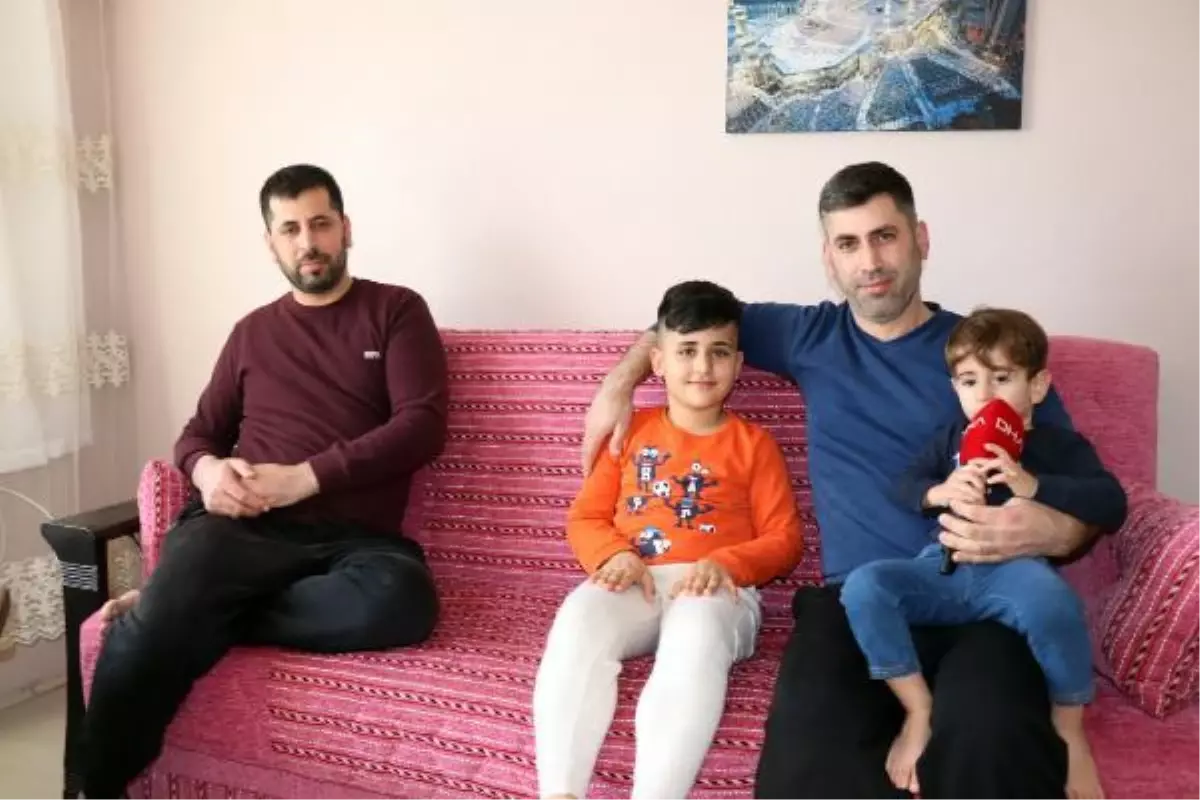 HATAYLI DEPREMZEDE: ŞİDDETLİ SALLANTIDA 2 METRE MESAFEDEKİ ÇOCUKLARIMA ULAŞAMADIM