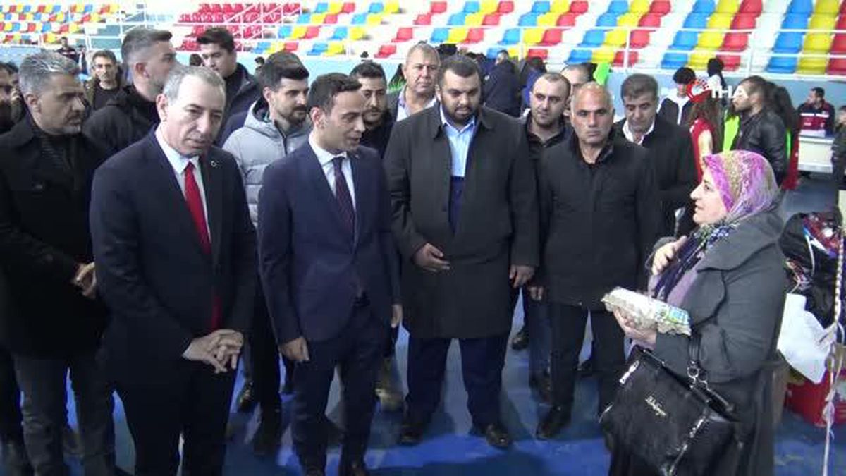 Irak Türkmen Bakanı Aydın Maruf depremzedelere yardım için Silopi'de