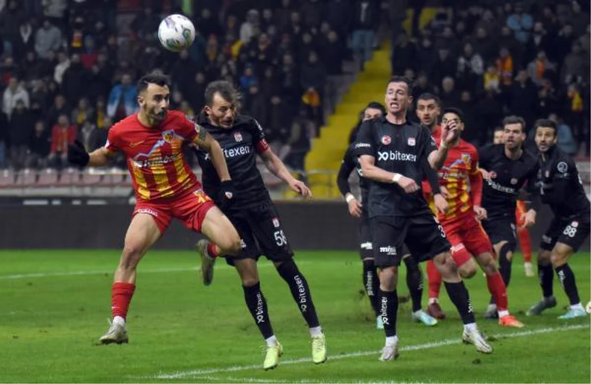 Kayserispor Yönetimi, Sivasspor\'a dostluk maçı teklif etti