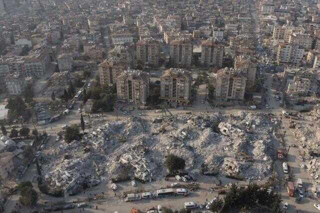 Son Dakika: Cumhurbaşkanı Erdoğan: Depremde hayatını kaybedenlerin sayısı 35 bin 418'e yükseldi