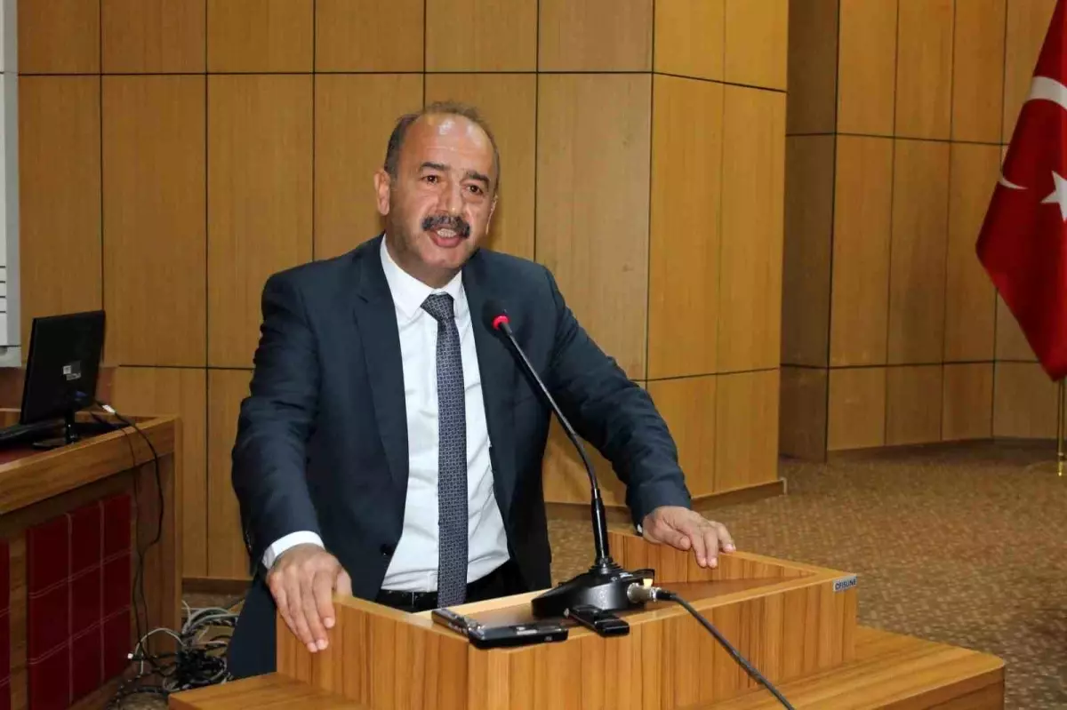 Tanyıldız: Gürün esnafı iş yerini açamıyor