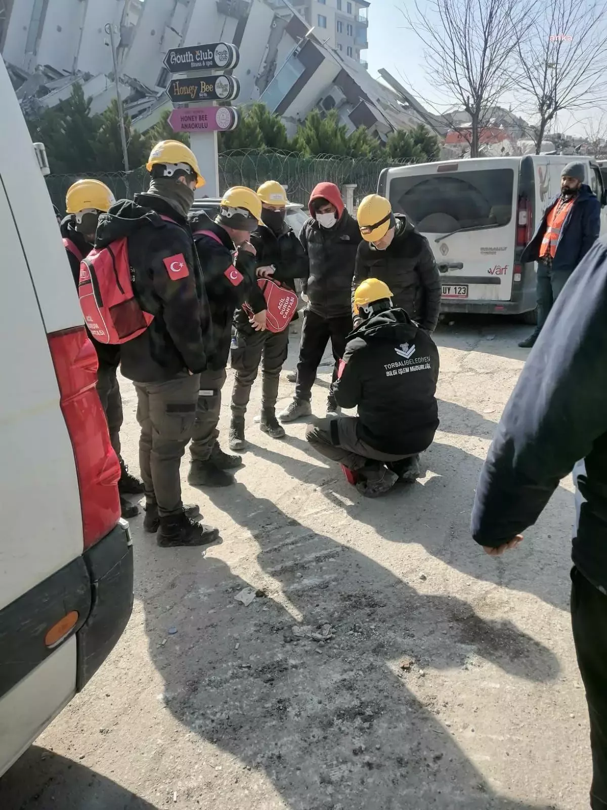 Torbalı Belediyesi Ekipleri, Deprem Bölgesinde Çalışmaya Devam Ediyor