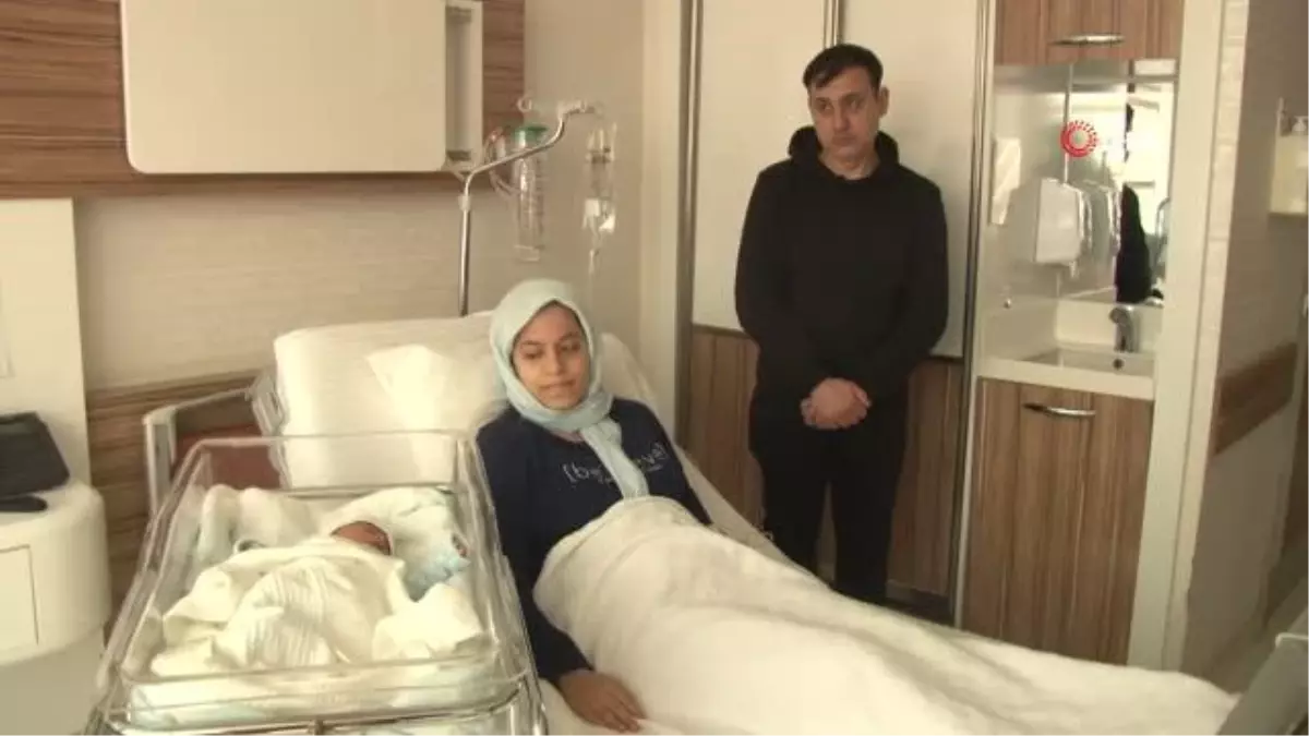 9 aylık hamile eşini deprem sırasında balkondan atarak kurtardı