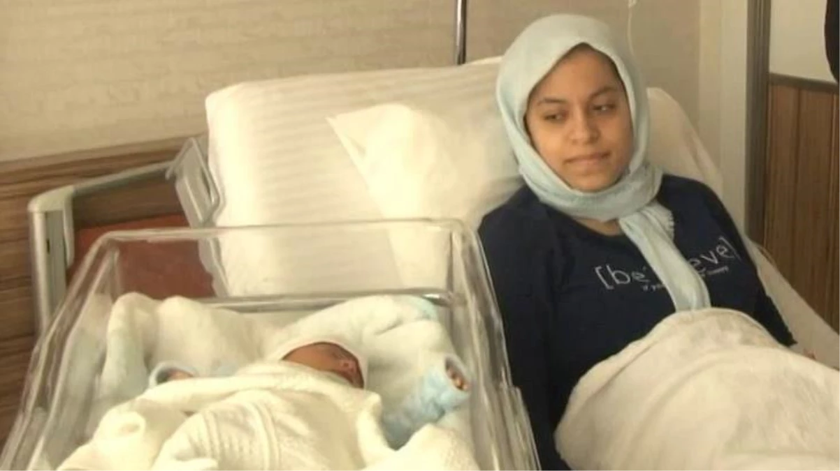 9 aylık hamile eşini deprem sırasında balkondan atarak kurtardı
