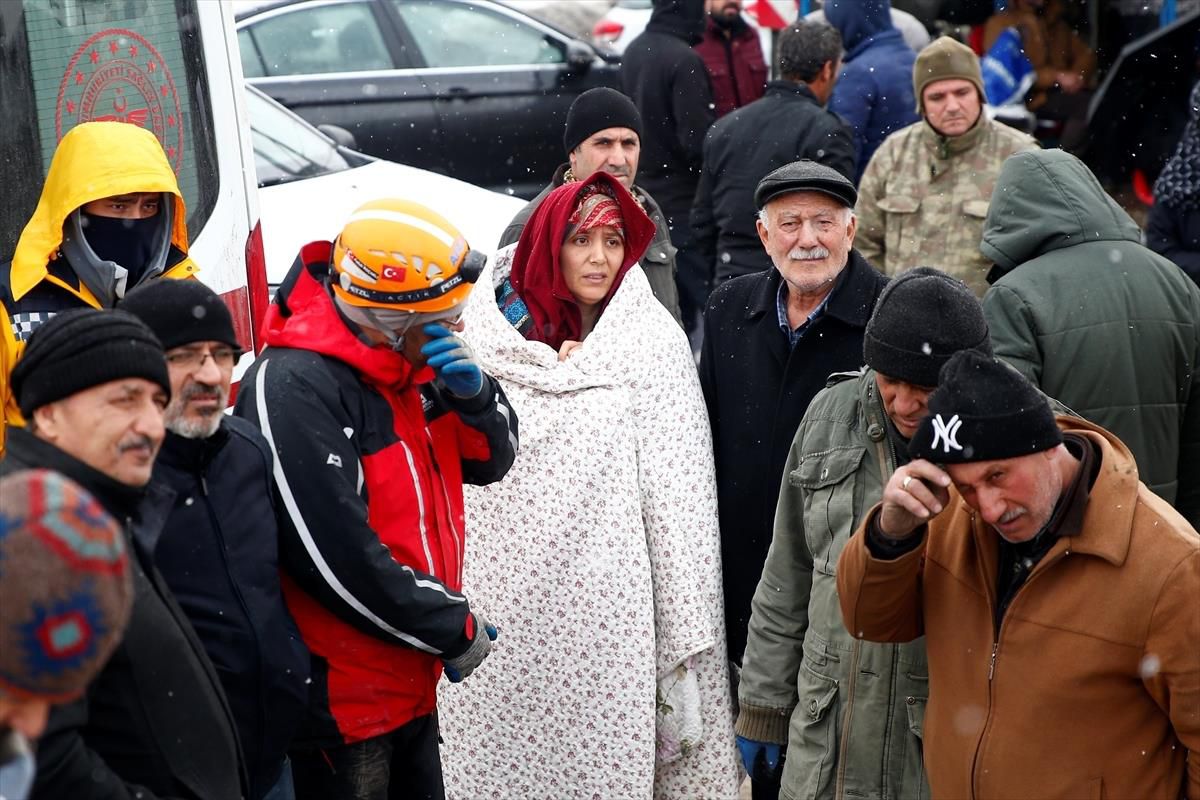 Asrın felaketinde hayatını kaybedenlerin sayısı 35 bini geçti