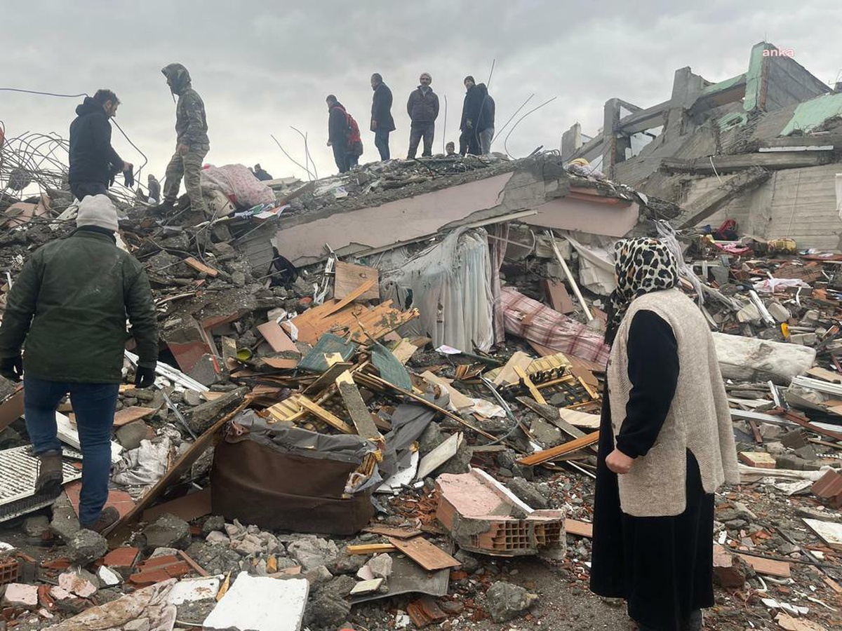 Deprem Bölgesinde Uzaktan Çalışma, Dönüşümlü Çalışma Gibi Esnek Çalışma Usulleri Uygulanacak