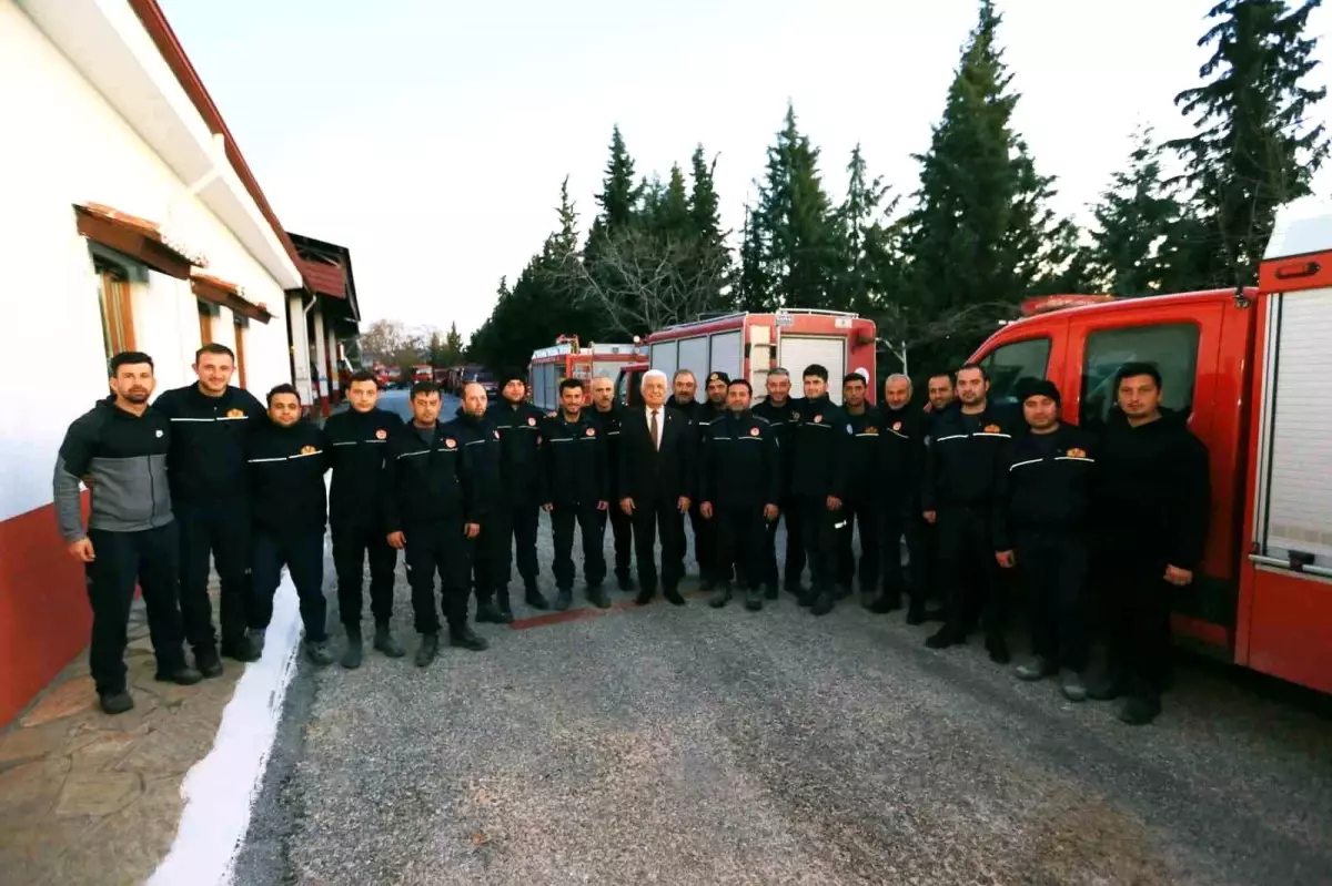 28 Kişiyi Kurtaran Muğla Büyükşehir Belediyesi Arama-Kurtarma Ekipleri, Afet Bölgesinden Ayrıldı