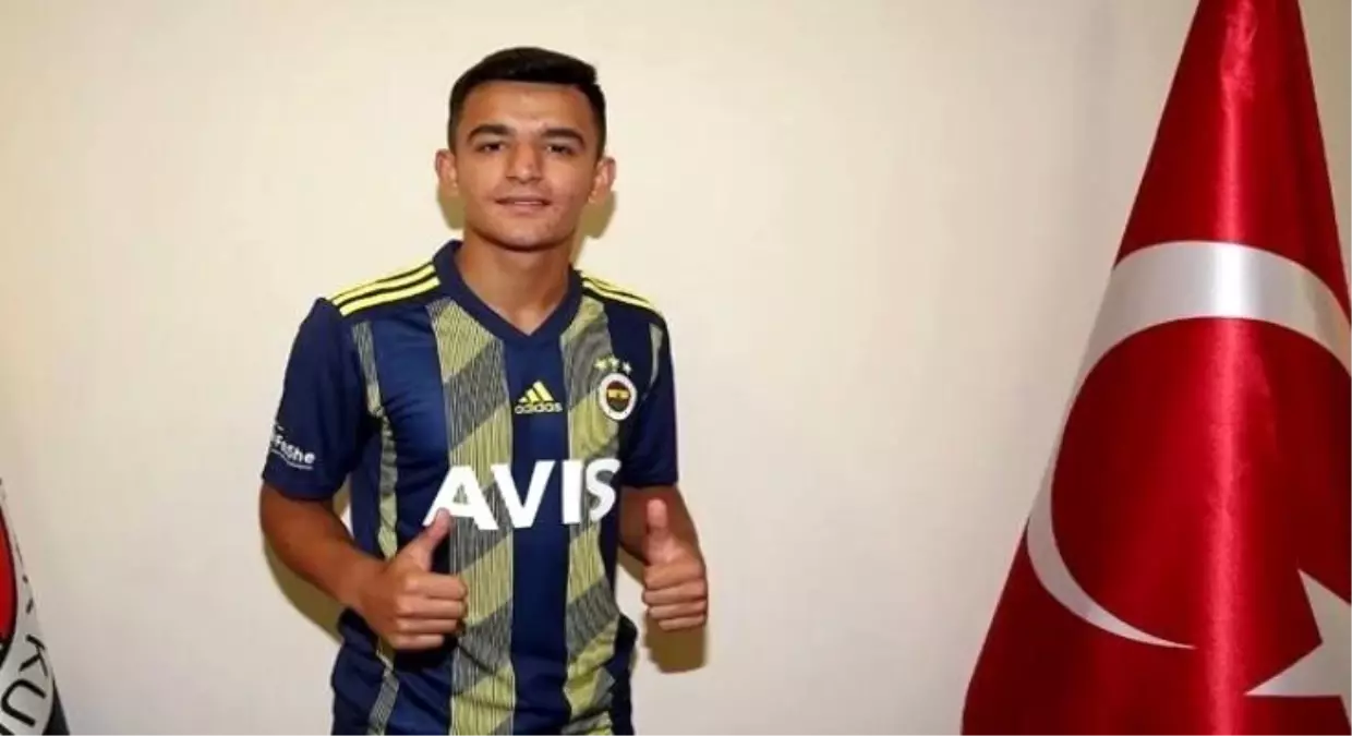 Fenerbahçe\'nin genç futbolcusu Melih Bostan, Eskişehirspor\'da