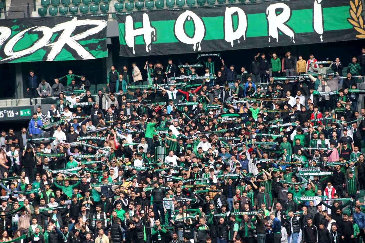 Geliri depremzedelere bağışlanacak Kocaelispor Sakaryaspor maçının tarihi belli oldu