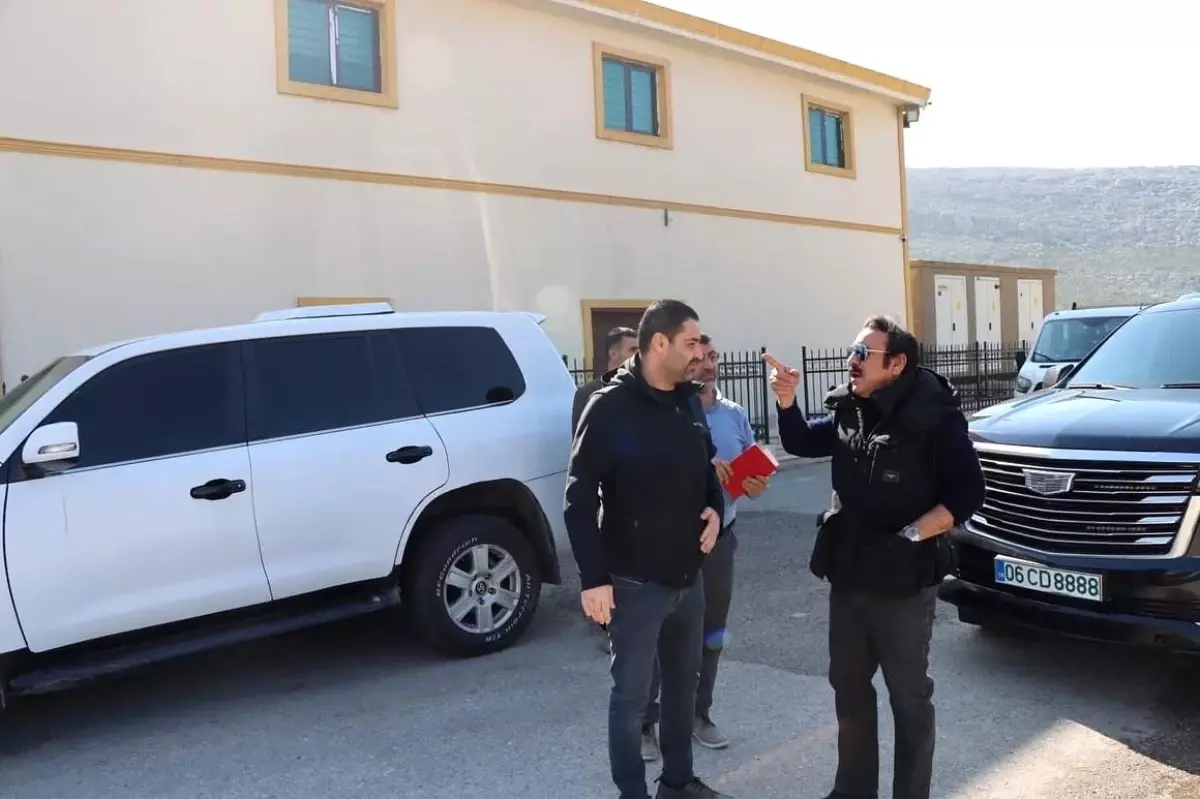 Katar Büyükelçisi Lekhwiya üyeleri ile birlikte Hatay\'ı ziyaret etti