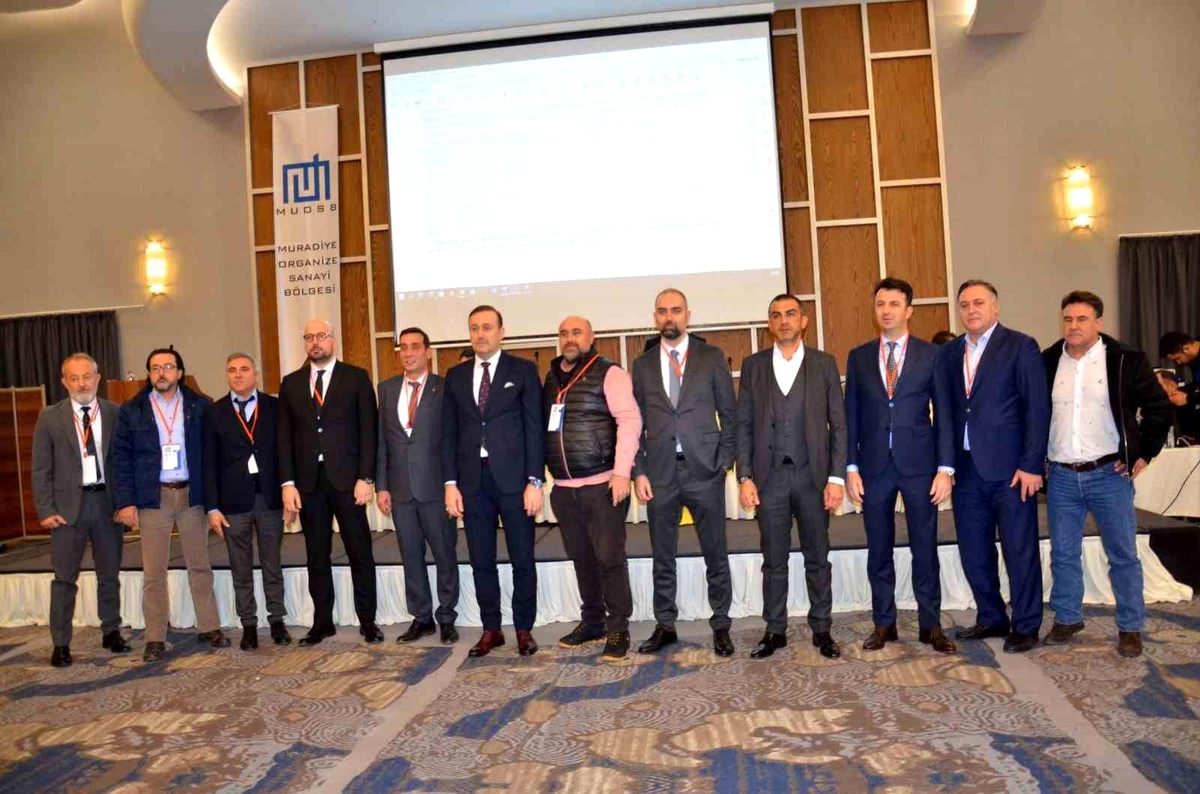 Muradiye OSB\'de Başkan Kıvırcık güven tazeledi