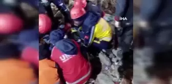 120 saat sonra enkazdan çıkarıldı... Aklına ilk gelen soğuk ayran oldu