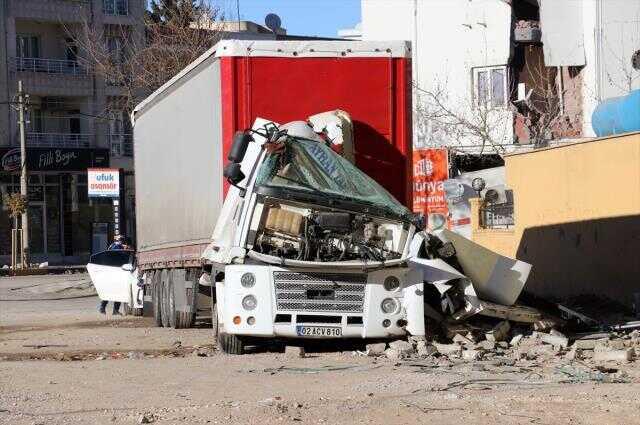 Adıyaman'da şebeke suyunu içmeyin uyarısı Adıyaman'da şebeke suyunu içmeyin uyarısı