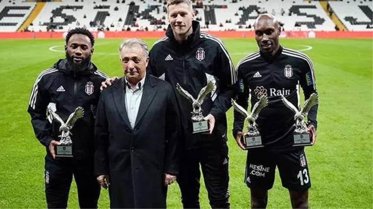 Beşiktaş\'ta büyük kıyım! İki yıldızın daha sözleşmesi feshediliyor