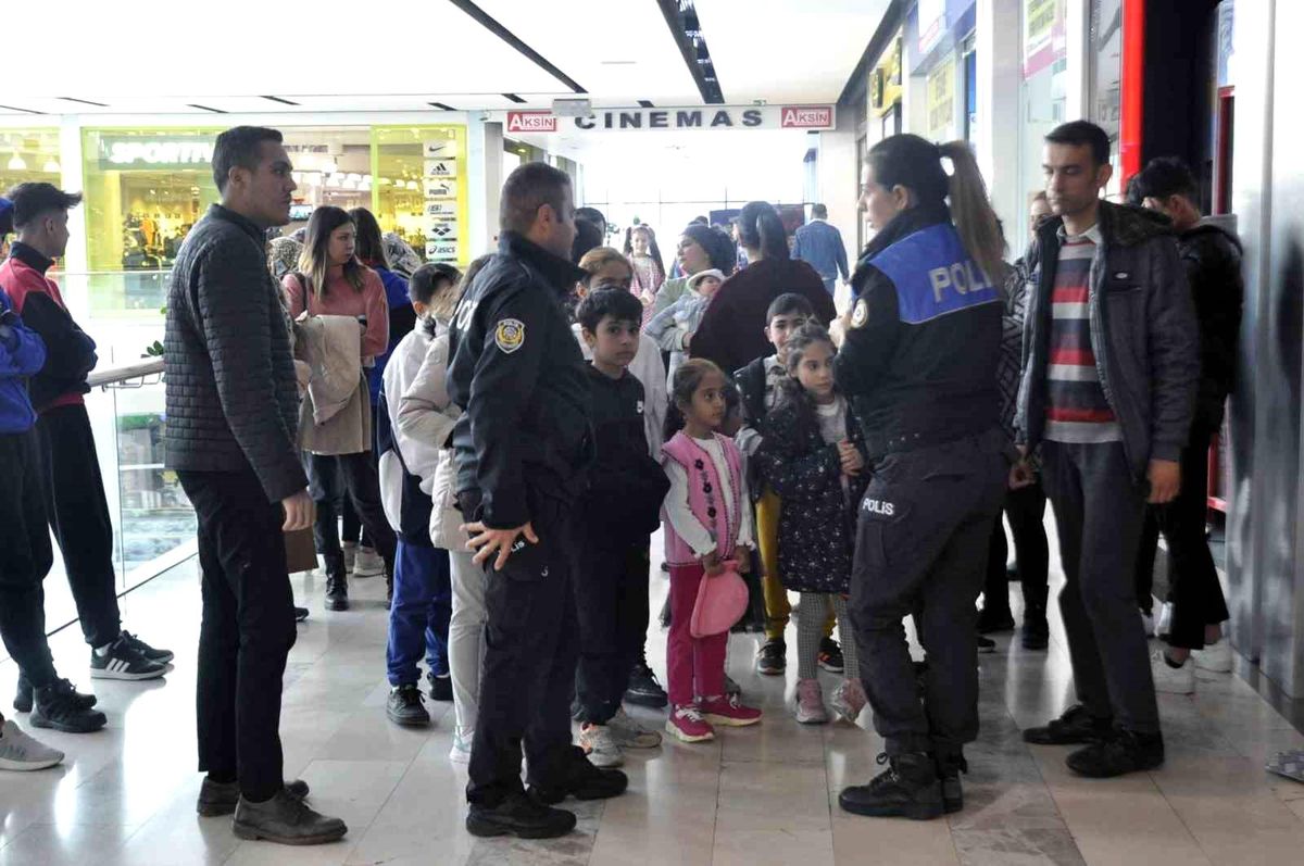 Muğla\'ya 25 bin 826 depremzede geldi